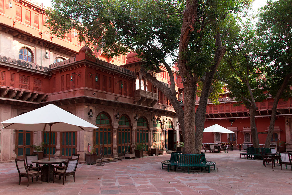 Daniel Villafruela, CC BY-SA 3.0 <https://creativecommons.org/licenses/by-sa/3.0>, via Wikimedia Commons-Bikaner Travel Guide