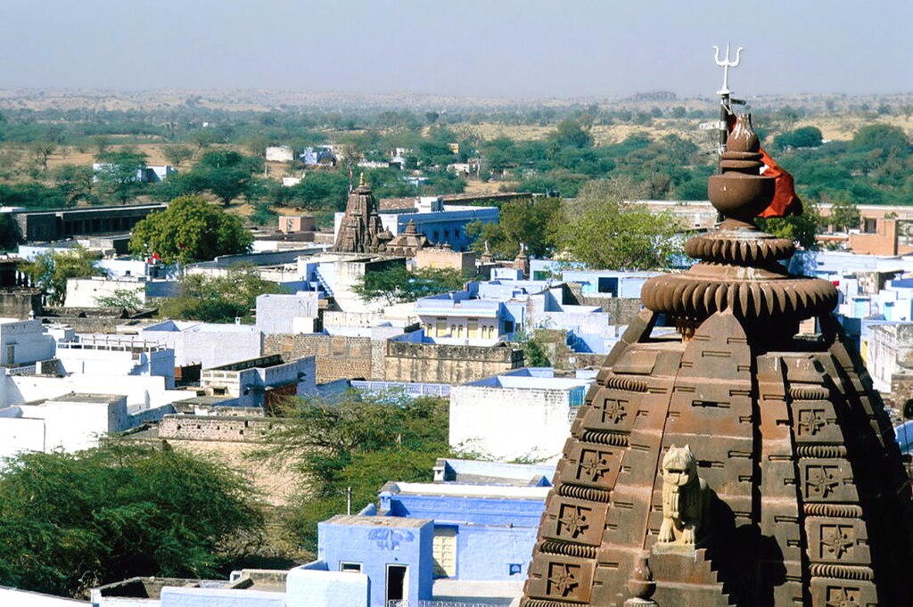 LBM1948, CC BY-SA 4.0 <https://creativecommons.org/licenses/by-sa/4.0>, via Wikimedia Commons-Jodhpur Travel Guide