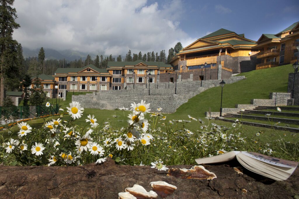 The Khyber Himalayan Resort & Spa, Gulmarg-image source : facebook-Luxury Hotels in India