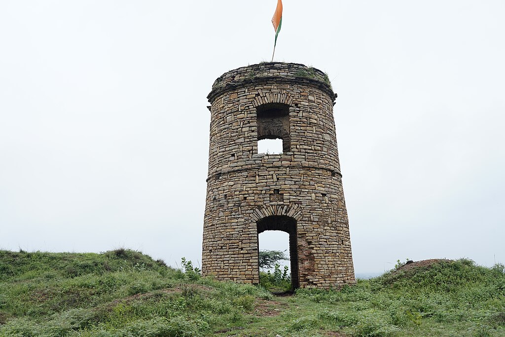 Amitabha Gupta, CC BY 4.0 <https://creativecommons.org/licenses/by/4.0>, via Wikimedia Commons-Rohtas Travel Guide