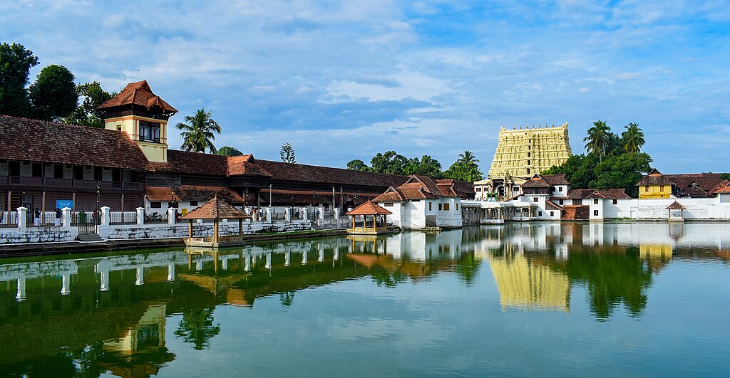 Prasanthajantha, CC BY-SA 4.0 <https://creativecommons.org/licenses/by-sa/4.0>, via Wikimedia Commons-Day Trips from Thiruvananthapuram